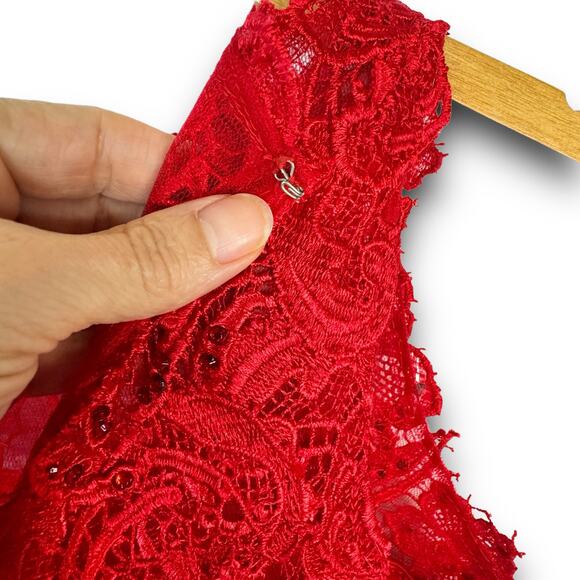 Dave & Johnny Red Two Piece Lace Halter Top Maxi Skirt Prom Gown 2pc Set 11 / 12 - Picture 8 of 15